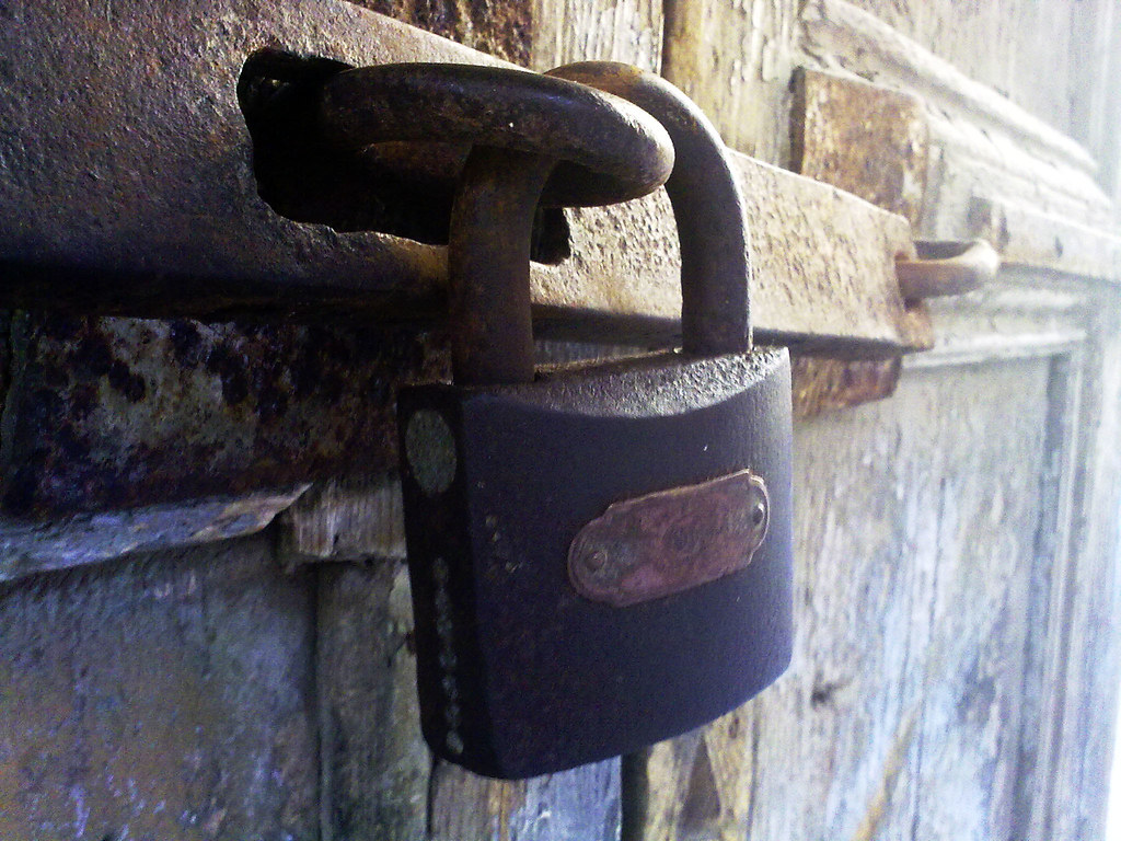 Importing Door Locks & Hardware from China to Saudi Arabia