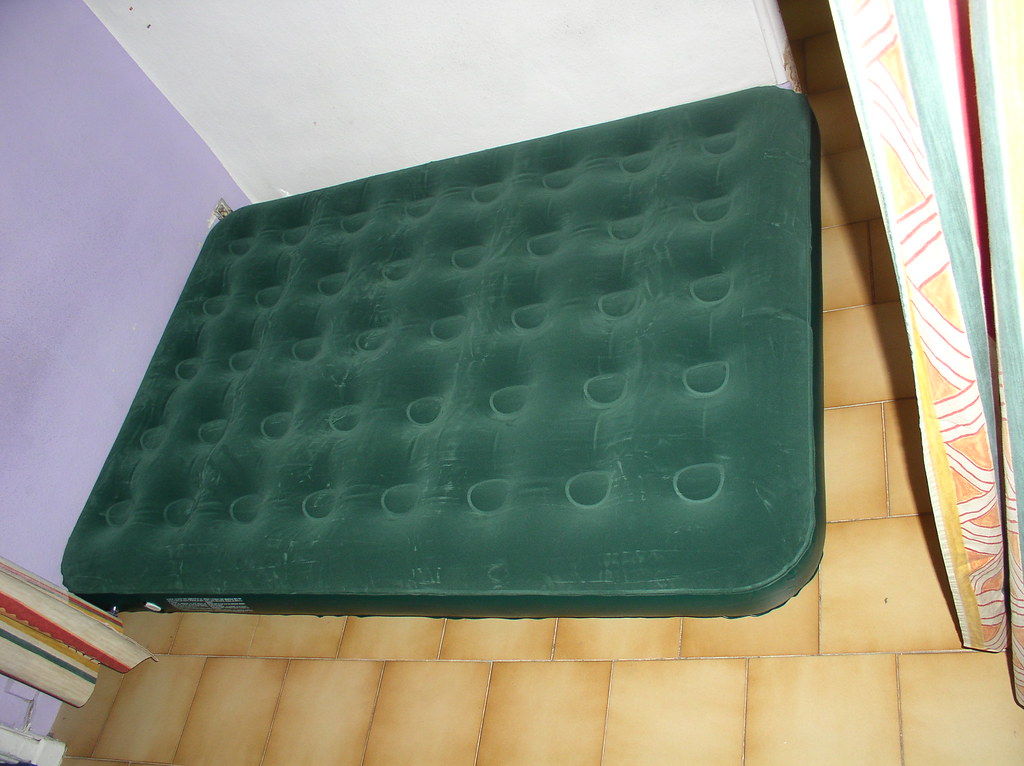 Importing Mattresses and Pillows from China to Saudi Arabia