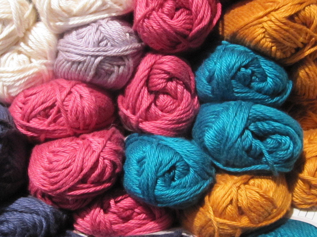 Importing Textiles & Fabrics (incl. Abaya Fabric) from China